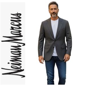 Neiman Marcus Sandhurst Gray Wool Sport Coat. Medium.